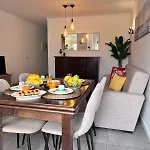 Da Rocha Unique Design With Pool By Homing Appartement Portimão